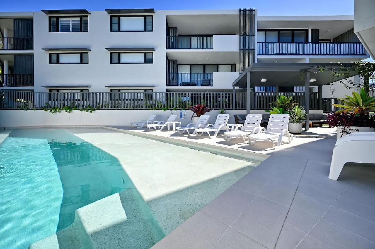Coolum Beach - Beachside Dream - 3 B/R, 2 Bath Zf6 0*, Coolum Beach
