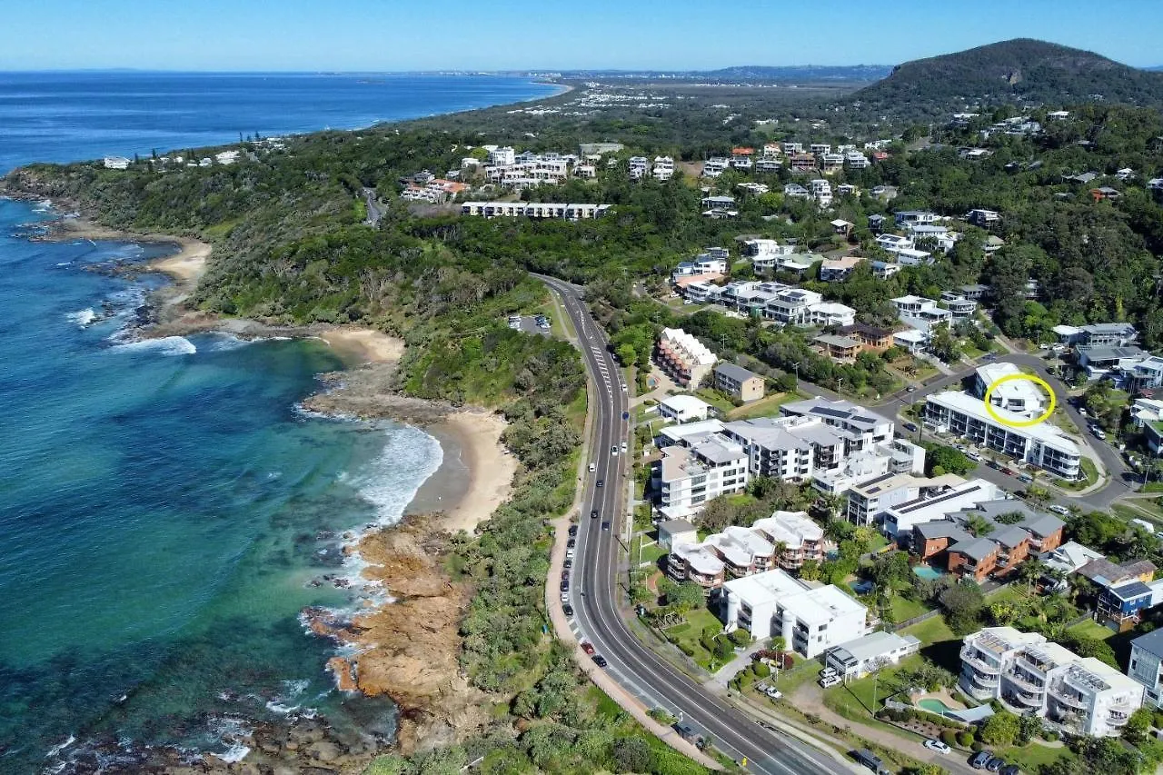 Coolum Beach - Beachside Dream - 3 B/R, 2 Bath Zf6 Coolum Beach